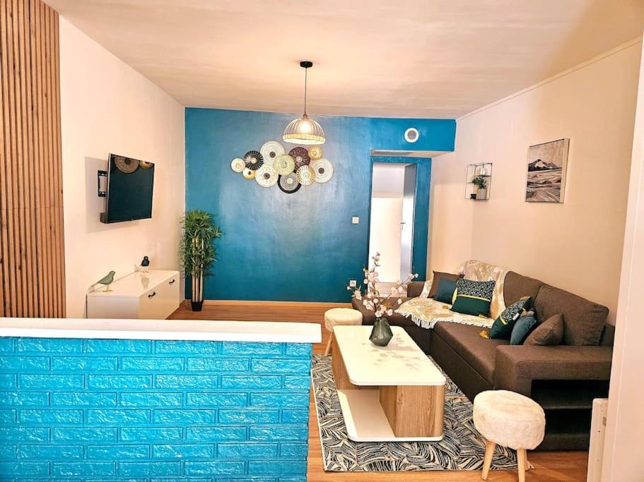 Spacieux Et Charmant Appartement De 47 M2 Charleville-Mézières Kültér fotó